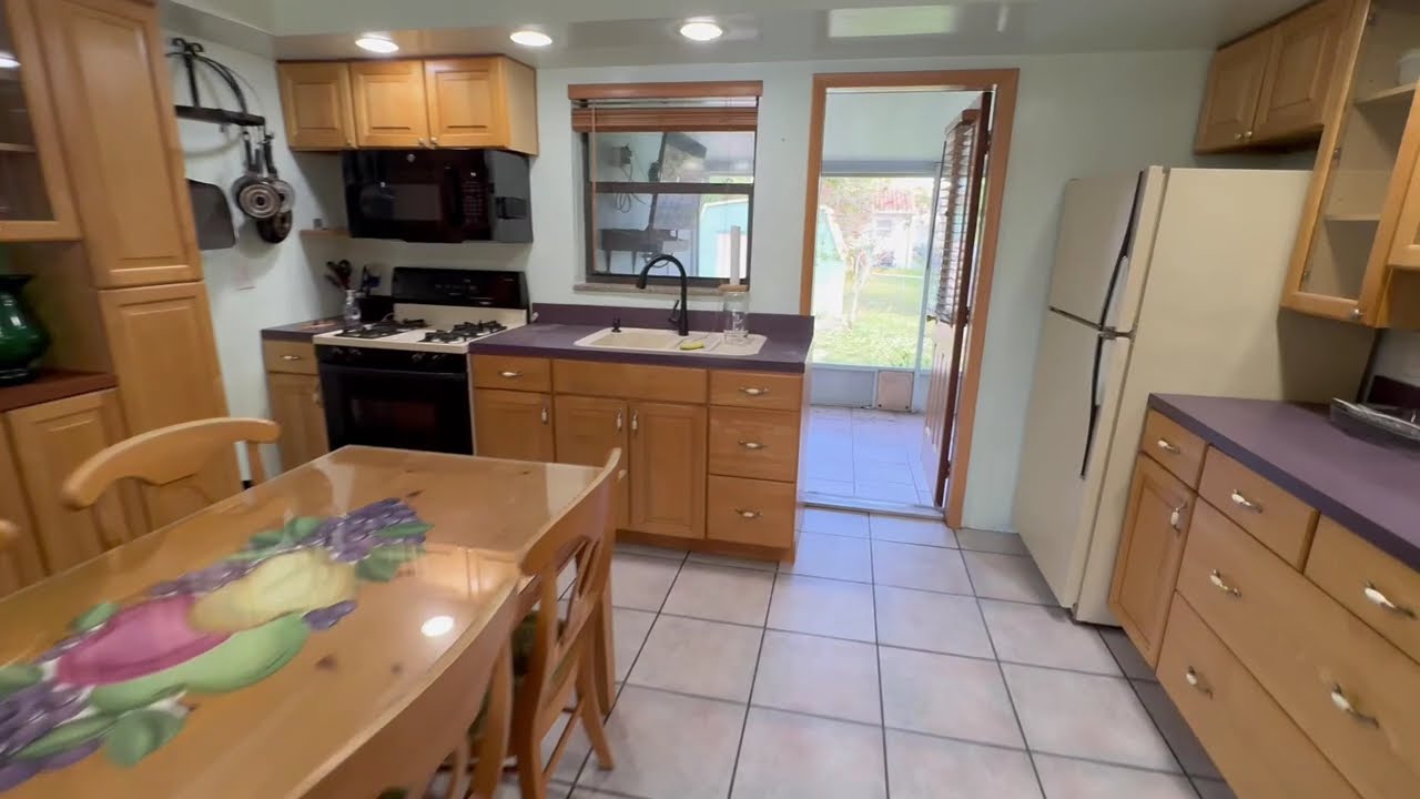 29-33 SE 4th St Dania Beach F 33004 Duplex
