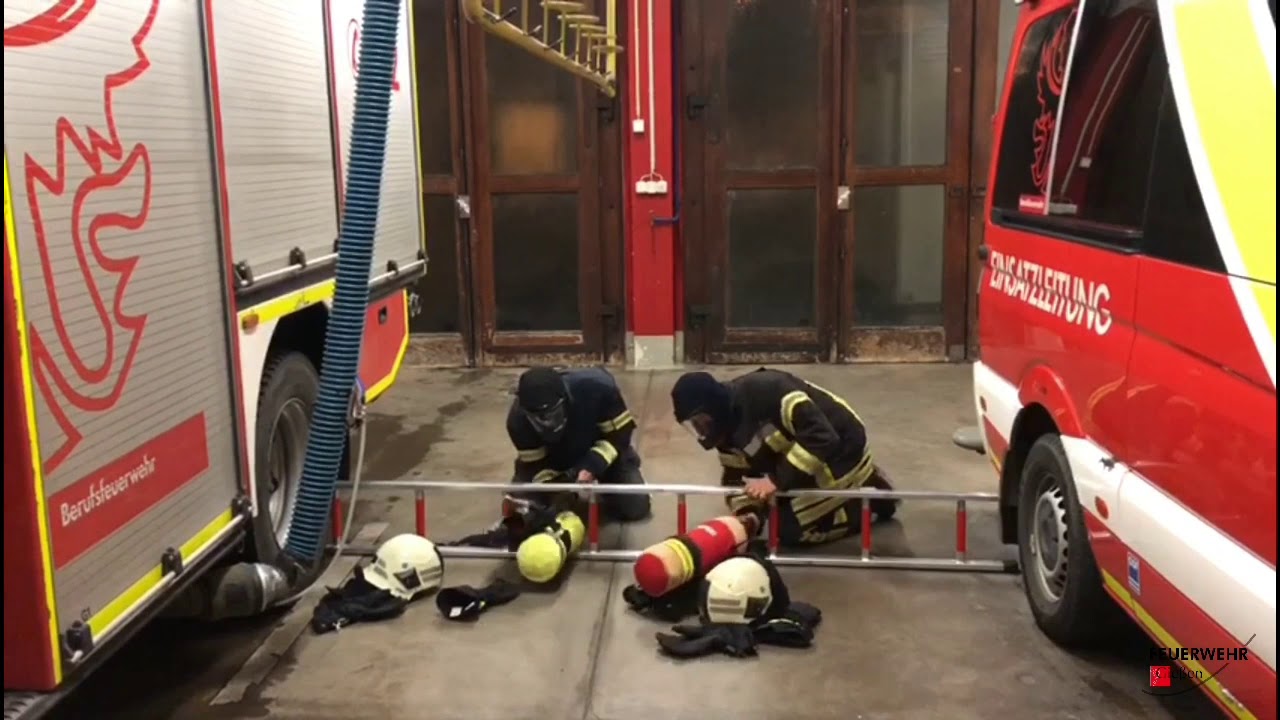 Feuerwehr Gießen #Laddercrossingchallange