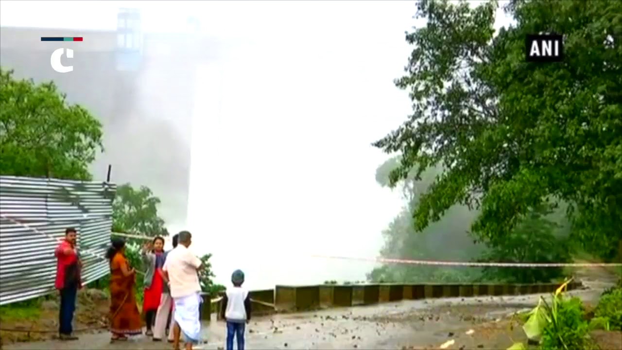Water level in Kerala's Mullaperiyar dam reaches 2397.94 feet