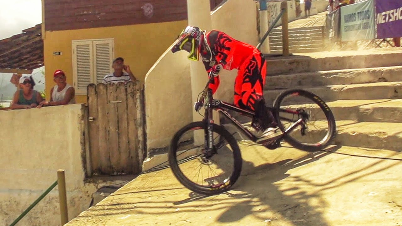 Gringos & Rapidos | 2015 City Downhill World Tour | Full movie