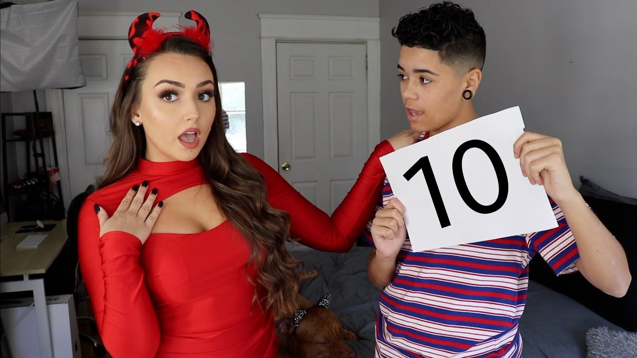RATING MY GIRLFRIENDS HALLOWEEN COSTUMES FROM FASHION NOVA