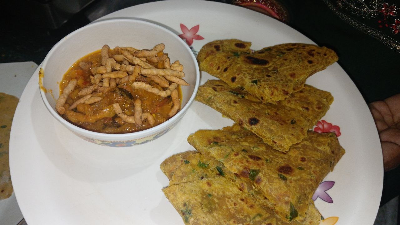 Sev Tamatar ki Sabzi banayein super easy Quick recipe by Kalyani Gupta #sevtamatarkisabji #cwkg #fyp