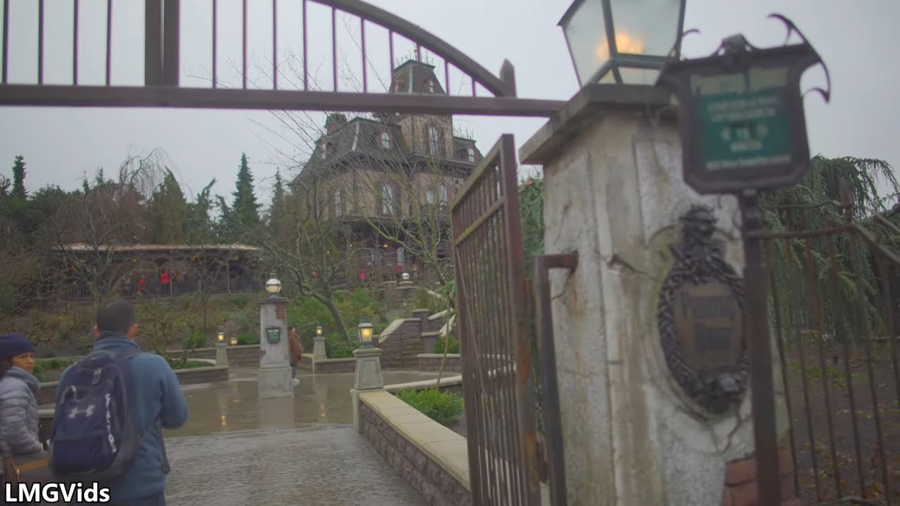 [2018] Phantom Manor ride - Disneyland Paris Haunted Mansion Attraction: Xtreme low Light POV