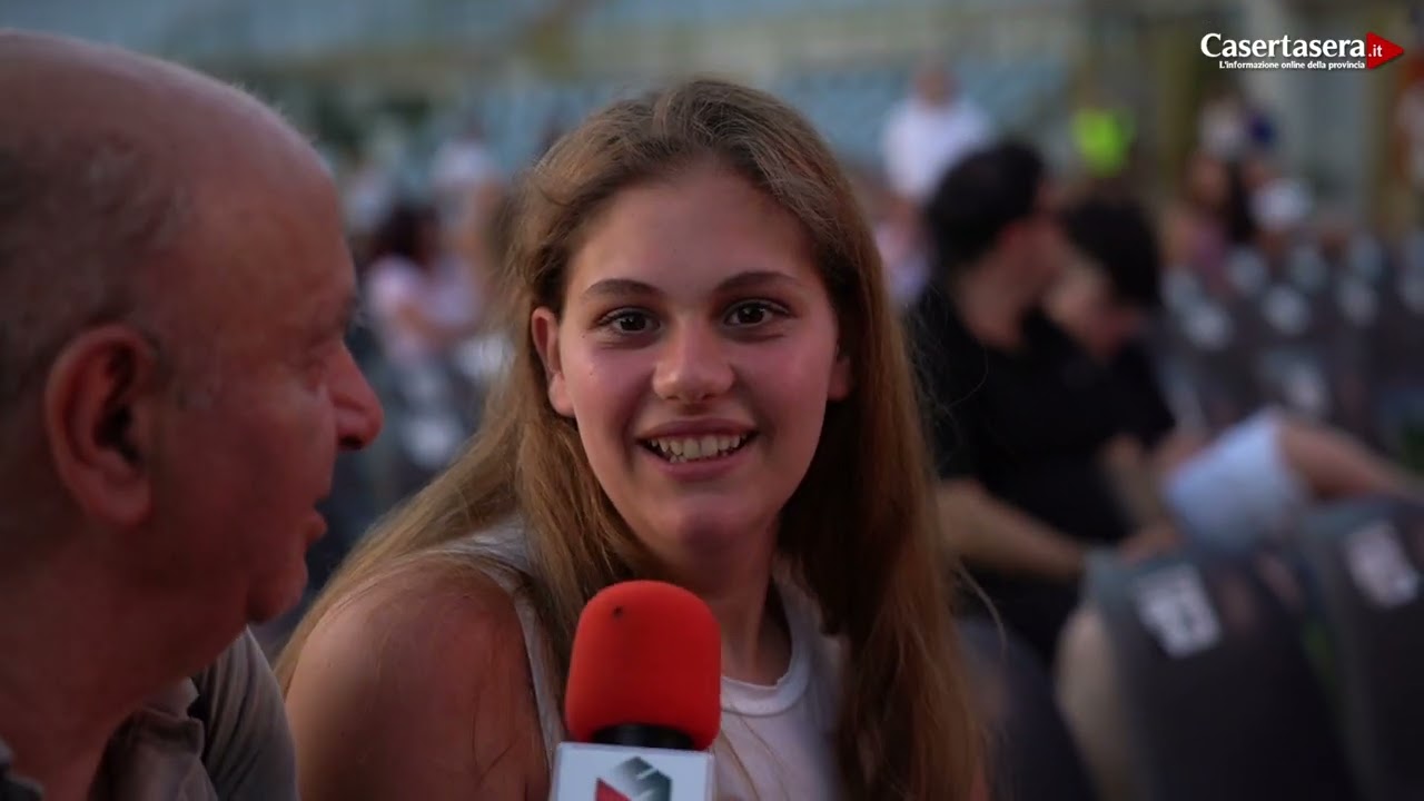 Casertasera.it Gigi D'Alessio in concerto a Piedimonte,fan scatenati