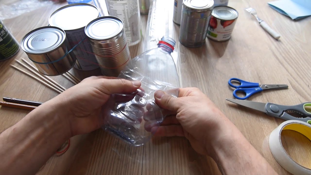 Build demo of 4 instruments form household recycling. from TheJunkOrchestra.co.uk.