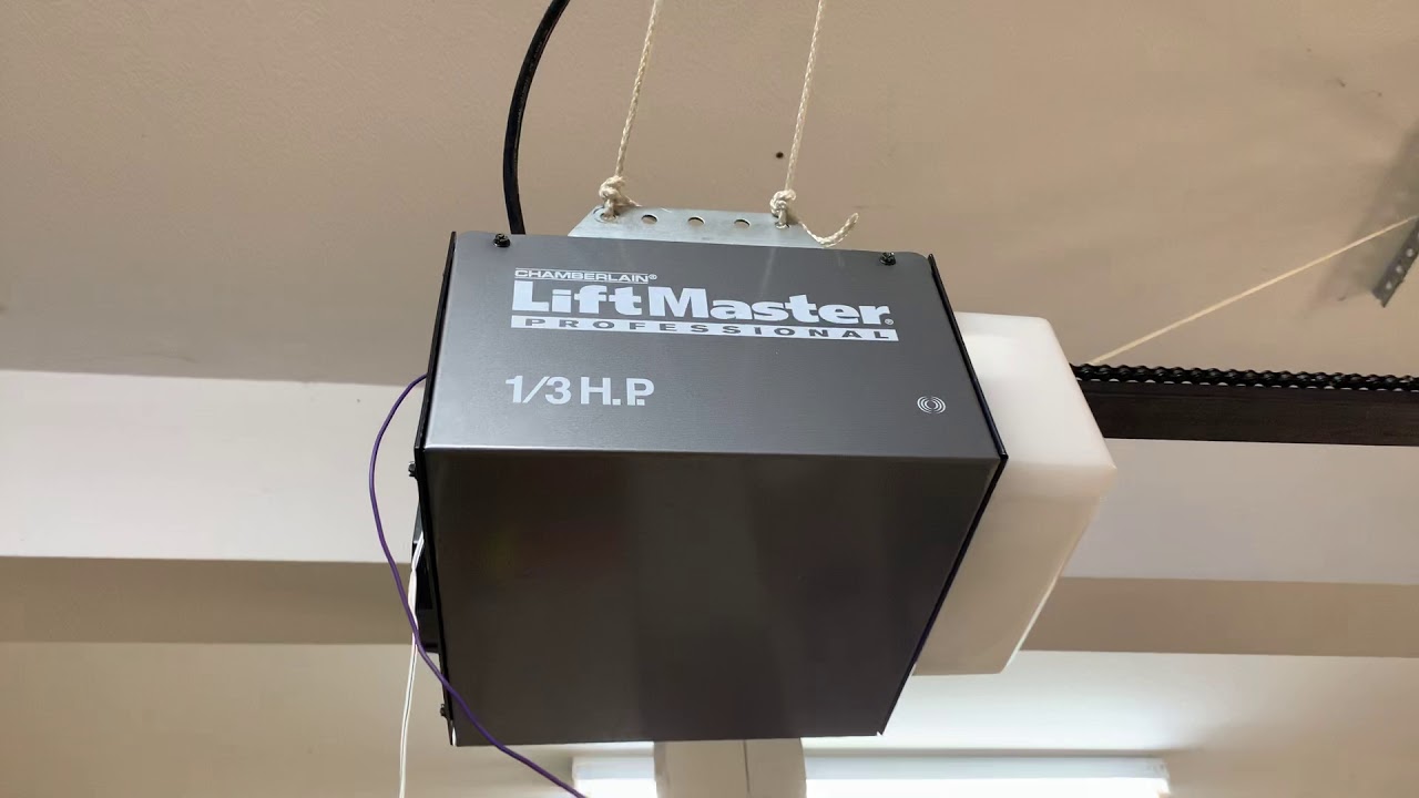 Chamberlain LiftMaster Professional 1/3 л.с.
