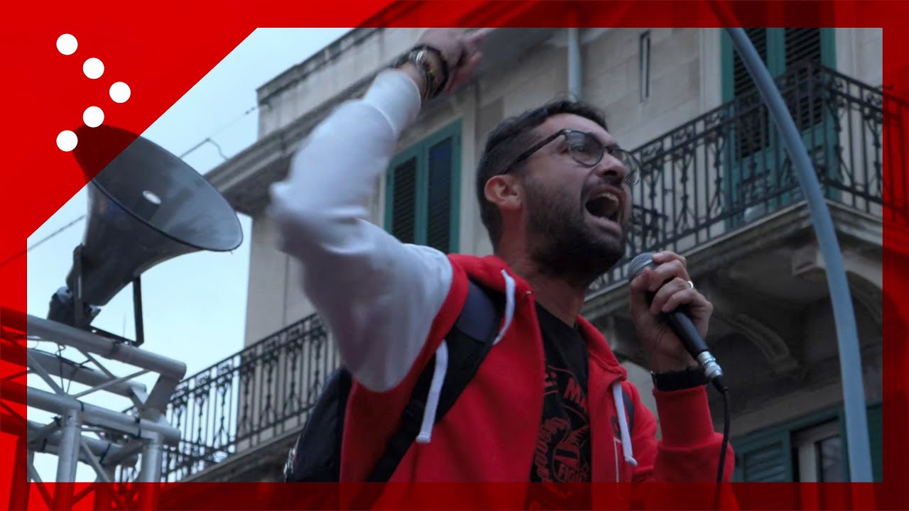 No Ponte, gli interventi in corteo a Messina: 