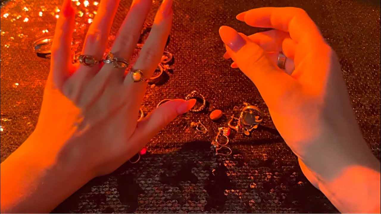 Асмр | Украшения, Неразборчивый Шепот и Движения Рук 🌙
