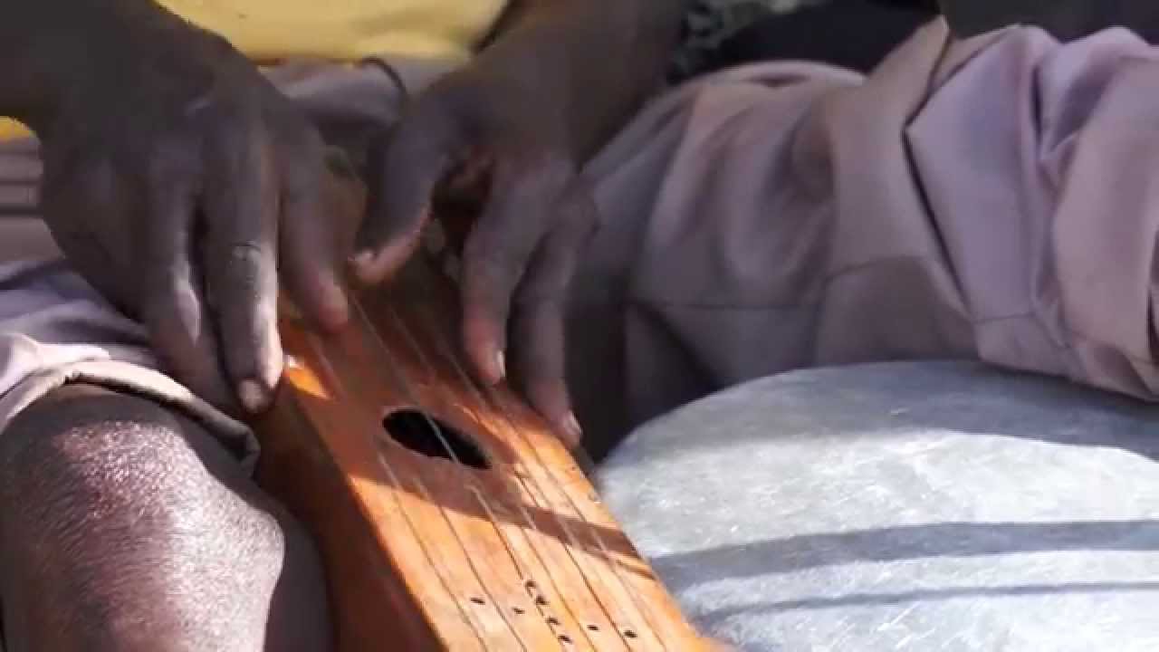 Ogwang Clipper - Ero allii ki jo ma pol (with English subtitles)