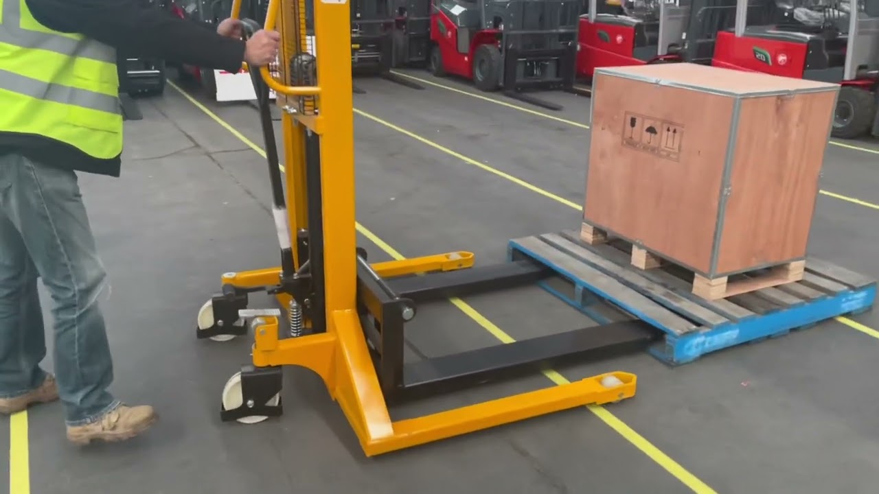 JIALIFT STRADDLE LEG MANUAL STACKER HSA1016S