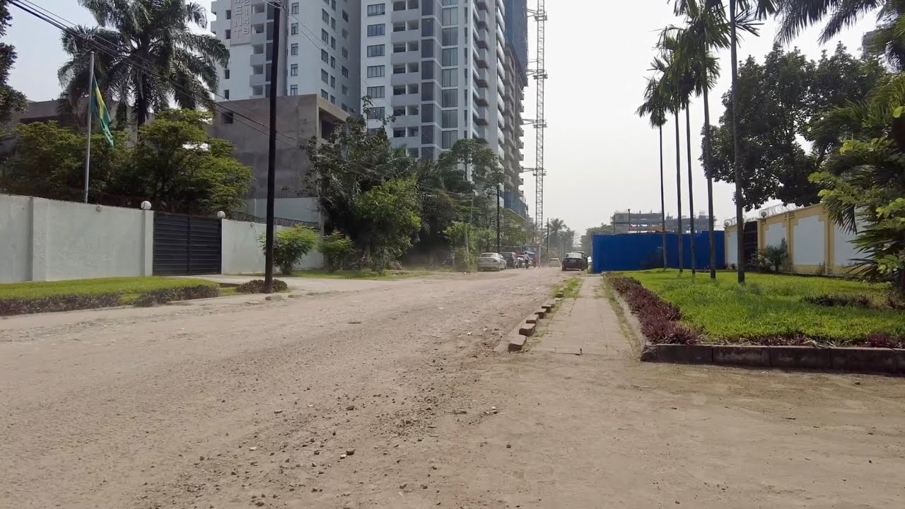 Kinshasa, Gombe: A Walk on Avenue Uvira