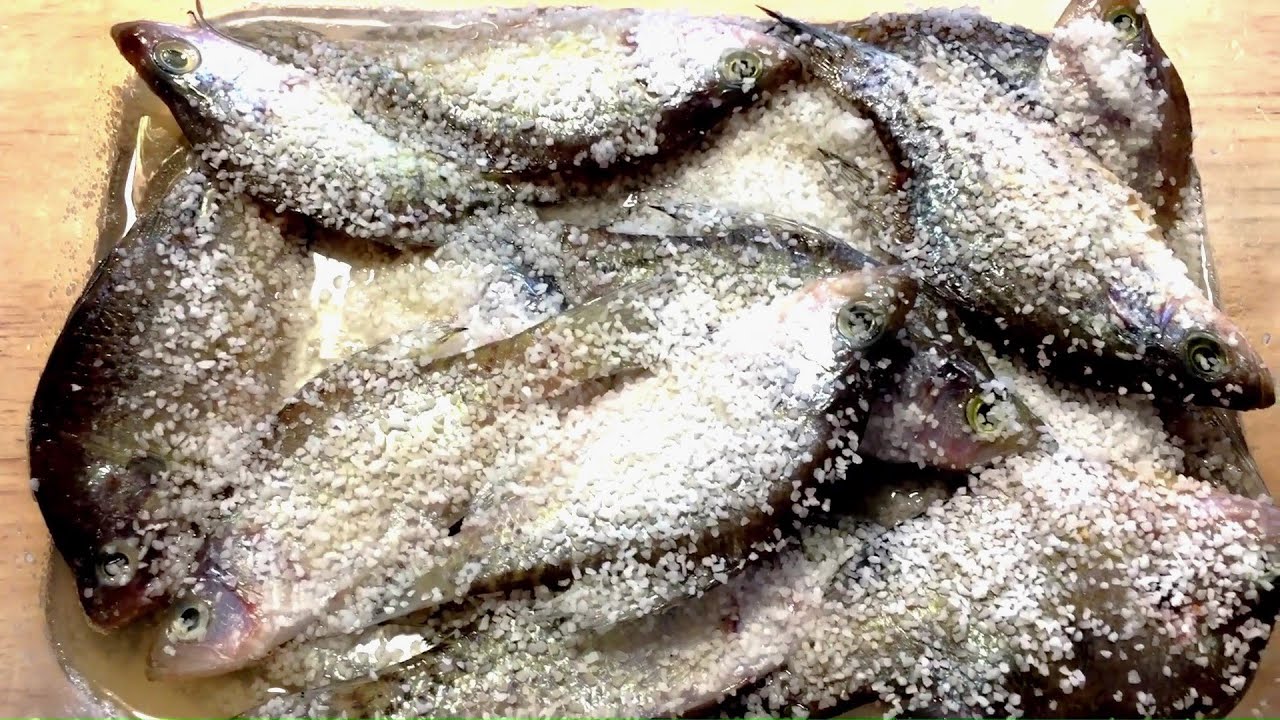 Ryba Solona i Suszona do Piwa Robiona/Salted and Dried Fish for Beer.