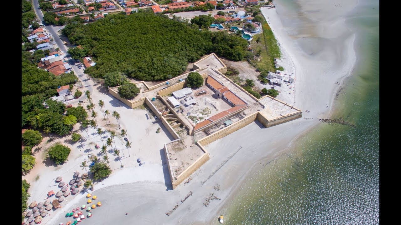 Um Drone na Ilha de Itamaracá, Forte Orange e Lagoa Azul - Pernambuco