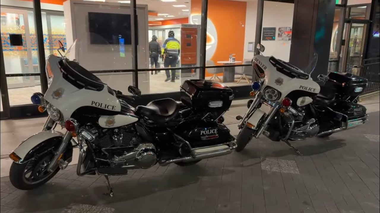 🔴LIVE - Friday Night Downtown Cruise