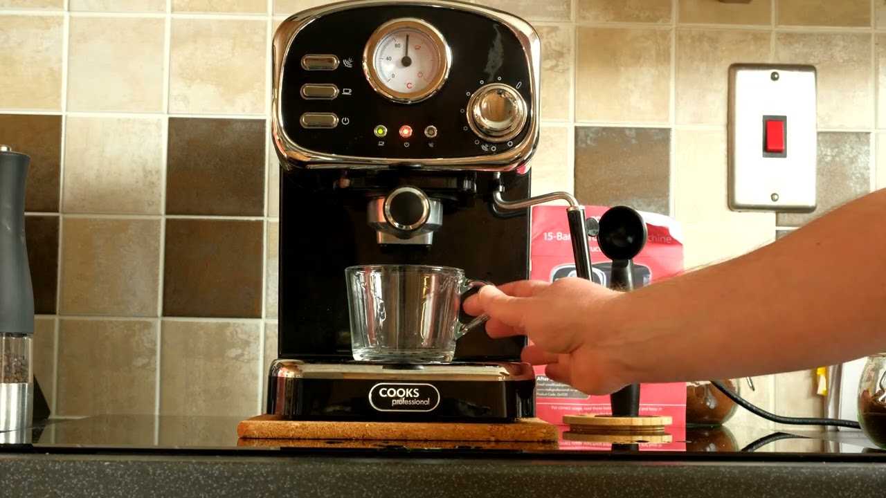 Cooks Professional 15-Bar Retro Coffee Machine