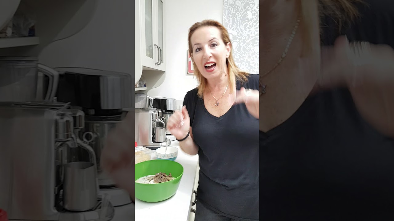 פשטידת פטריות וגבינות אלוהית בקלי קלות
