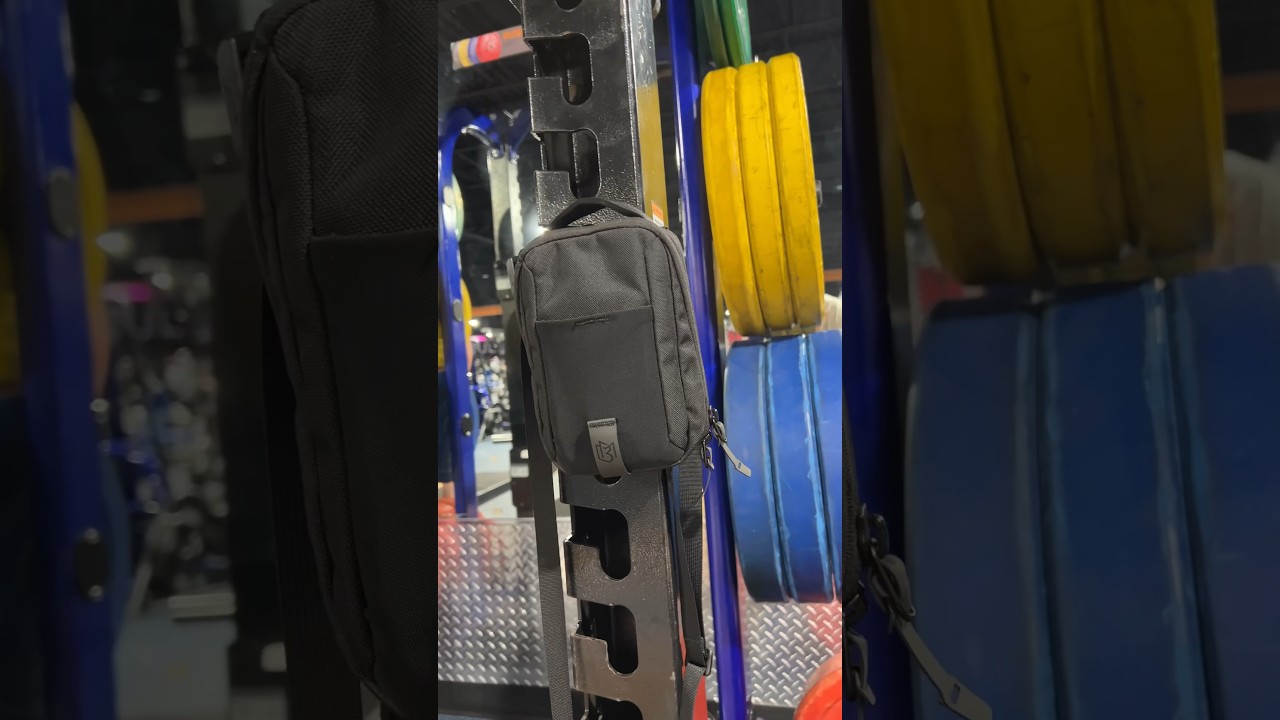 The Magnetic Bag, keeping your items off the floor! 🧲