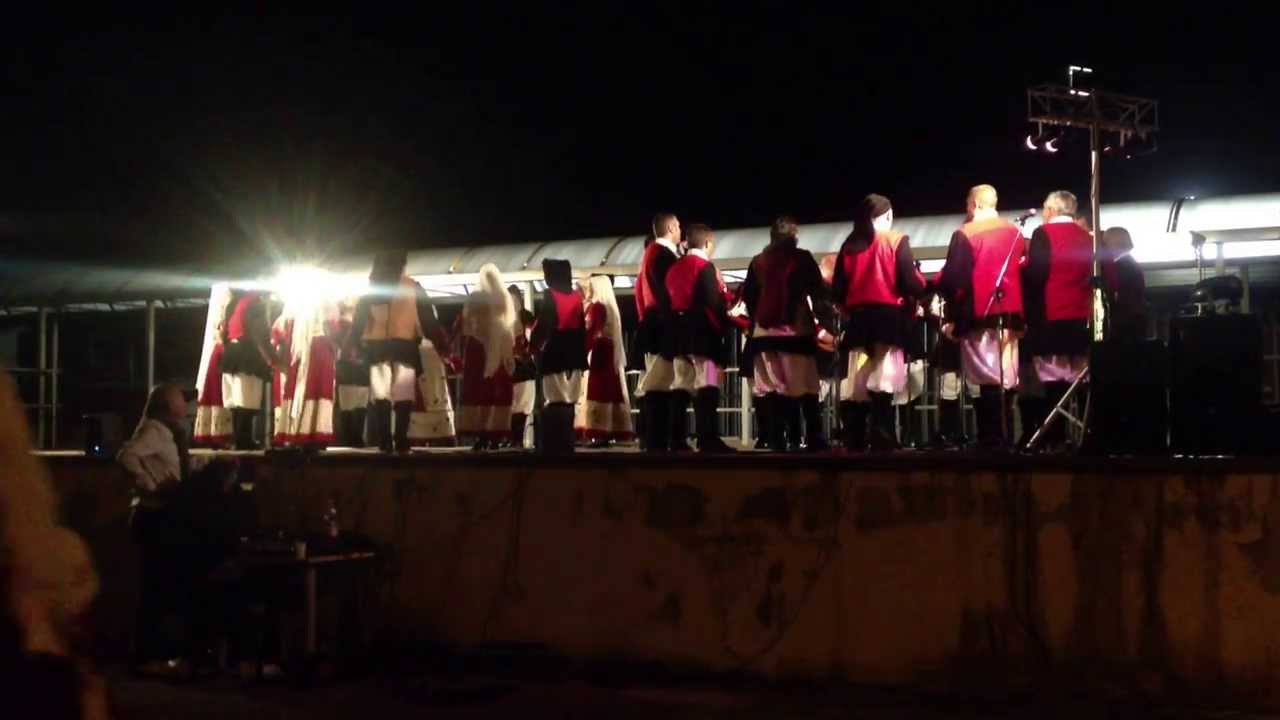 Coro Città di Macomer  & Grupppo Folk Santa Barbara   SU BALLU