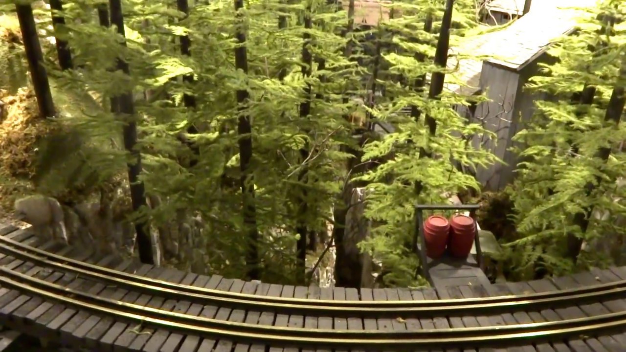 indoor g scale layout part 3 Walk around by Norm Andersen