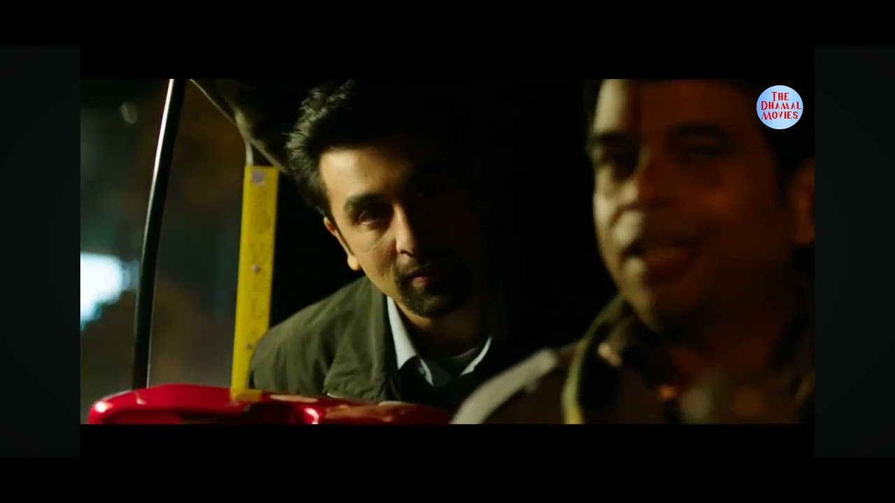 ranbir kapoor making fun with auto rikshaw driver in #tamasha movie #ranbeer kapoor