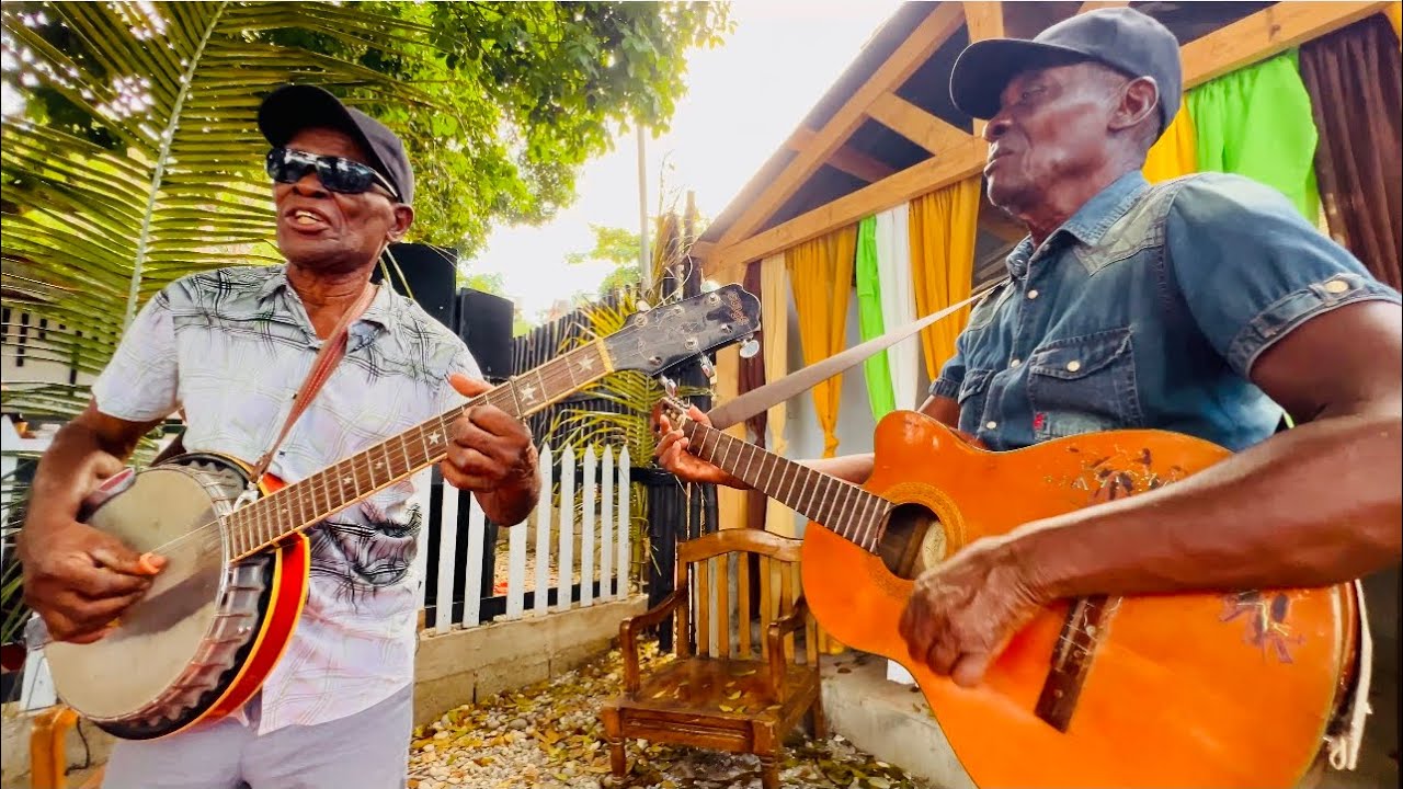 Vin distrè W nan yon Twoubadour 🎶 Granmoun yo ap byen Jwe wi la 🔥🎵🇭🇹
