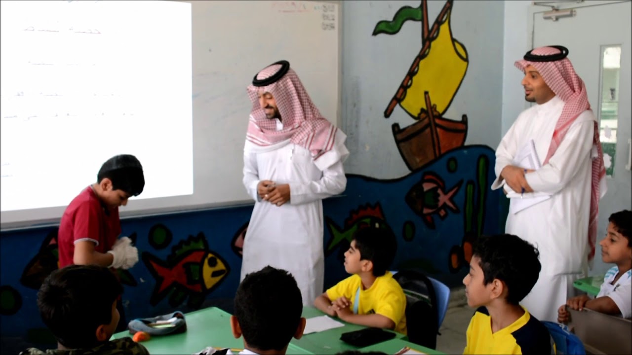 فعاليات حصة النشاط بمدرسة صهيب الرومي الابتدائية بسيهات 