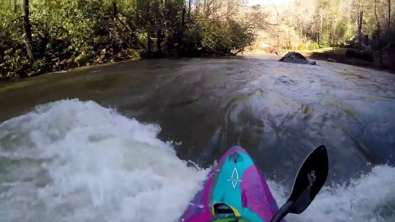 Whitewater Kayaking: How To Spin in a Hole