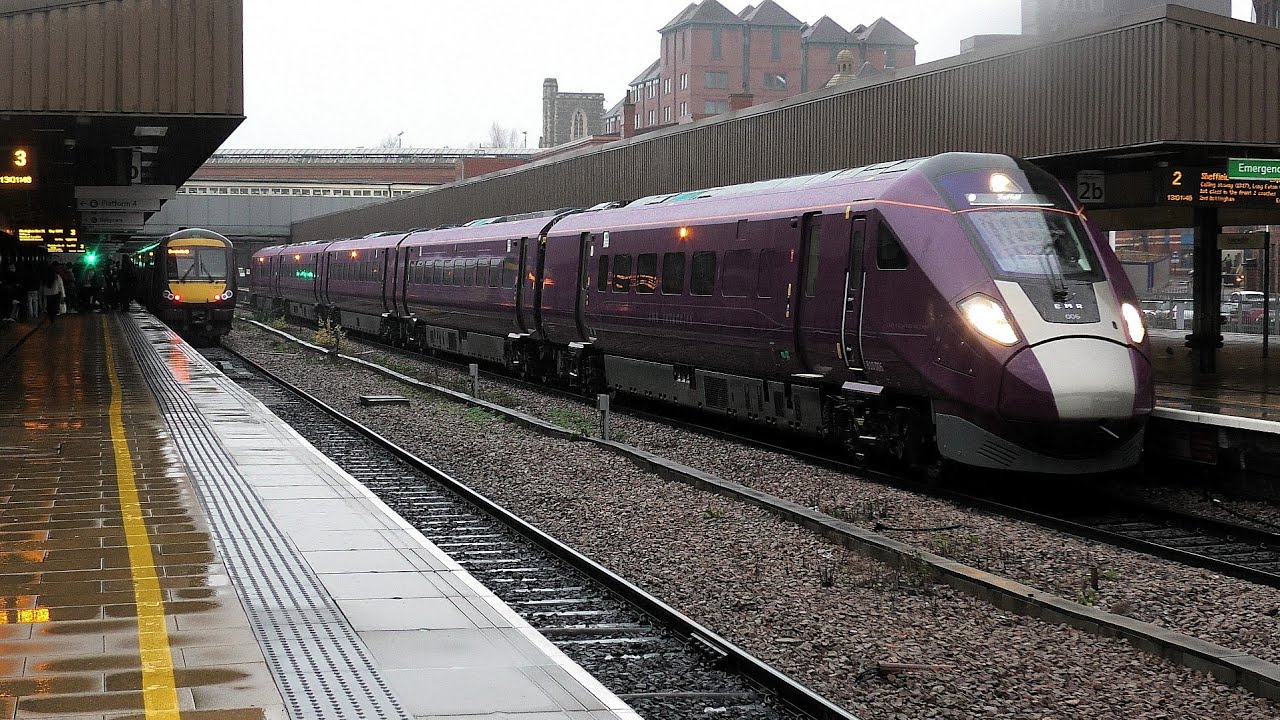 Trains at Leicester - 18/12/2025