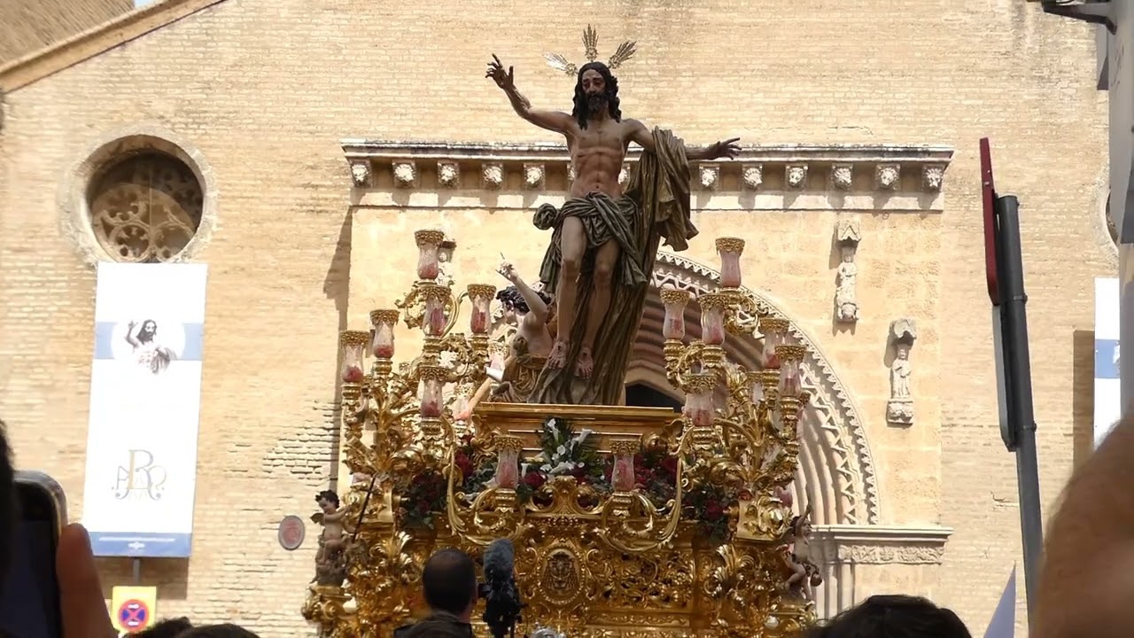 Entrada Ntro Padre Jesús de la Resurrección 2022 | AM Virgen de los Reyes