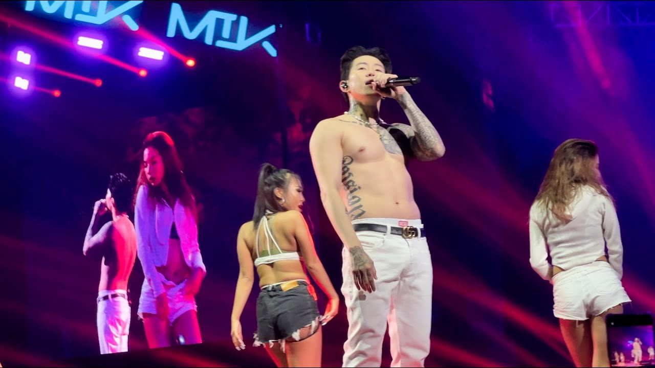 Jay Park 'MOMMAE' - MIK Festival Paris VIP FRONT STAGE Fancam