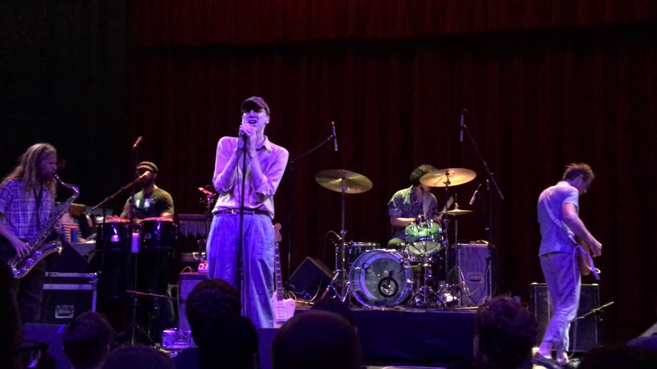Deerhunter - Living My Life live 2017