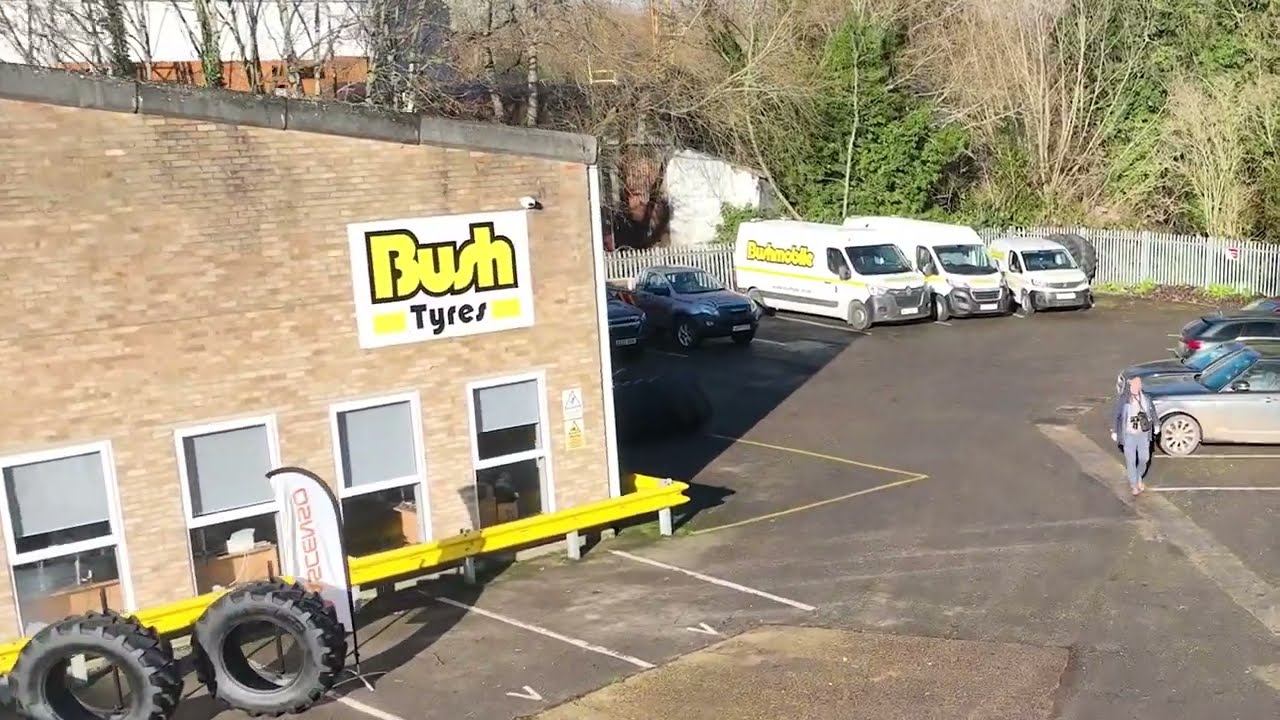 Bush Tyres opens its doors in Great Blakenham
