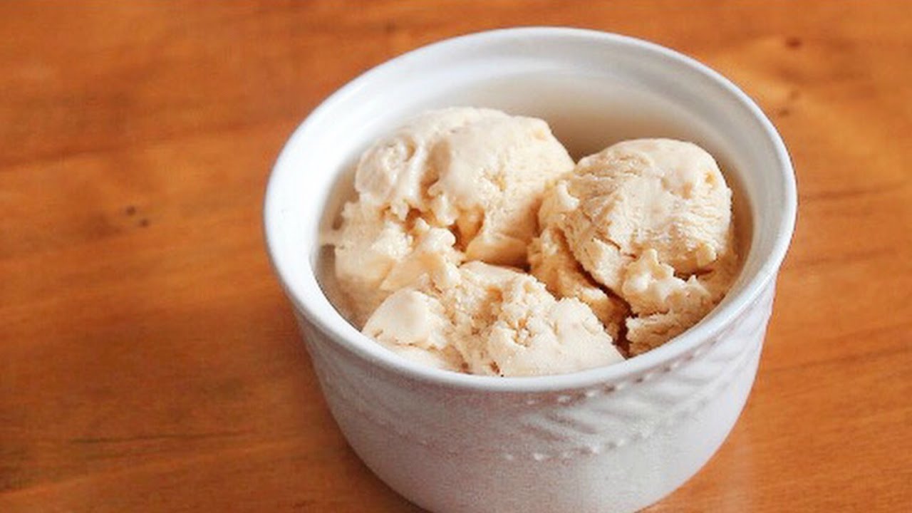 4 ingredient Pumpkin Ice Cream | SweetTreats