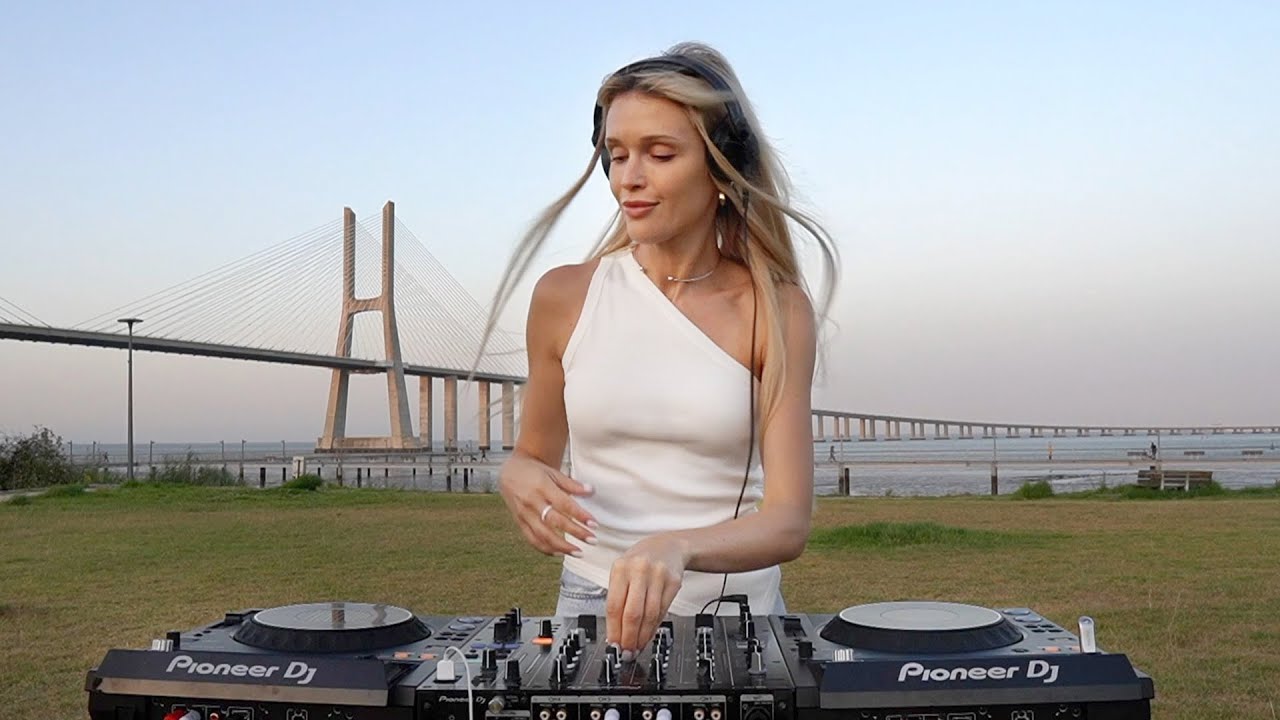 Taly Shum - Melodic Techno & Progressive House DJ mix 2024