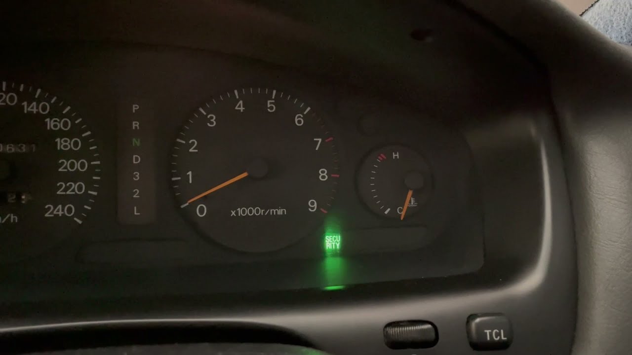 How to fix the alarm security light | 1996–2005 Mitsubishi Magna, Verada, Diamante
