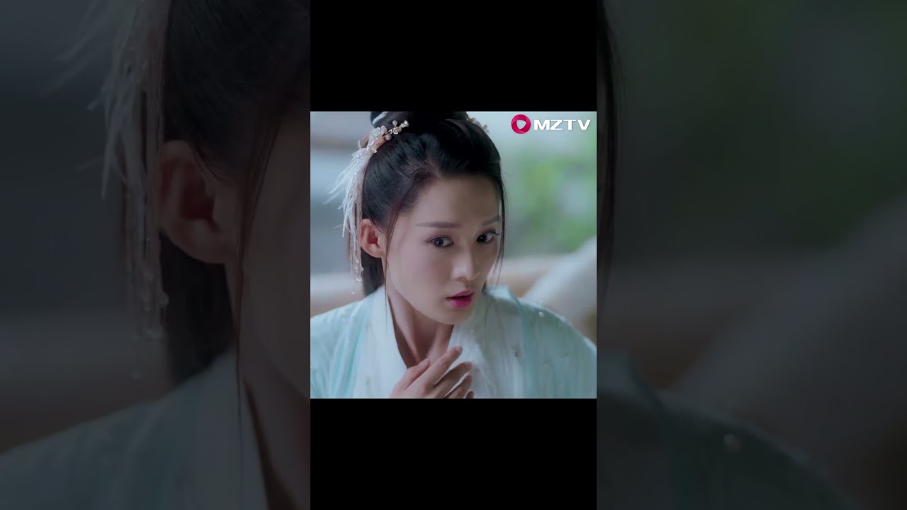 She was too shy to run away🫣 #shorts #狼殿下 #TheWolf #chinesedrama