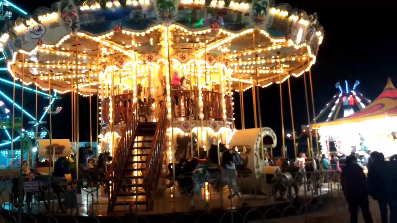 CARRUSEL DE DOS PISOS EN LA FERIA PEROTE ,VER 2018 (ultimo dia 🎠)