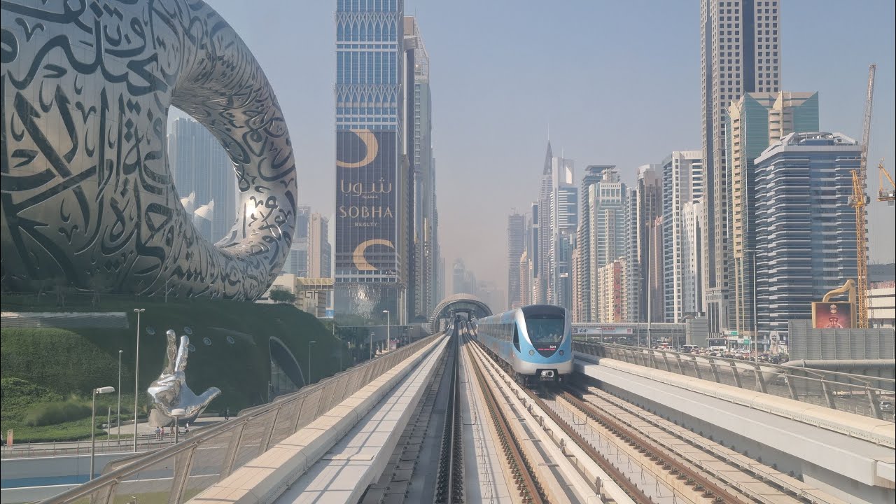 Dubai Metro Scenic Ride: Burj Khalifa Dubai Mall to Rashidiya Centrepoint Metro Station - Red Line