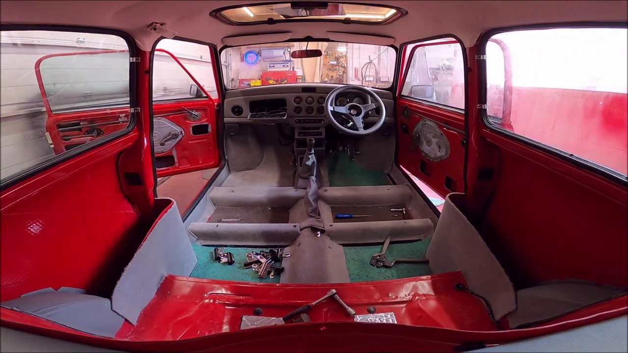 ERA Carpets and Interior - Classic Mini Workshop ERA Pt. 40