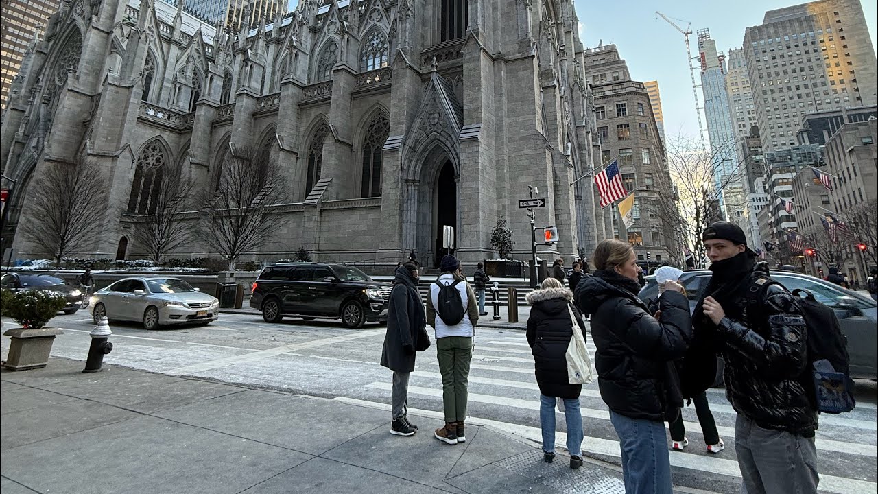 Walking NYC With JENNY is live!