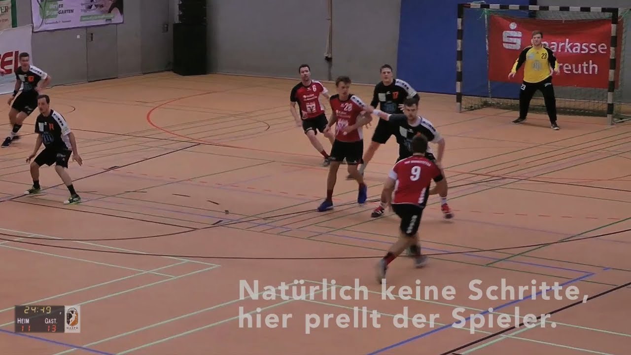 Handballregeln: keine Schritte; Stürmerfoul