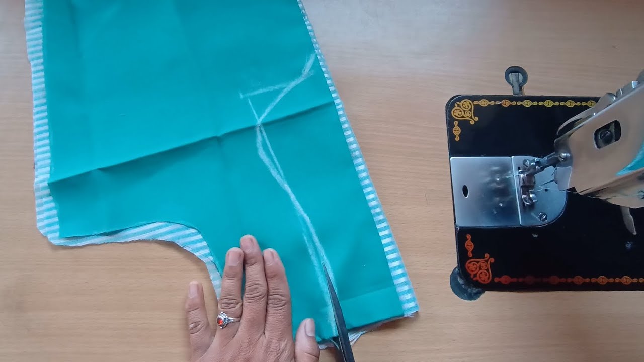 Blouse Design||Back Neck Blouse Designs easy cutting And Stitching||ब्लाउज डिजाइन 