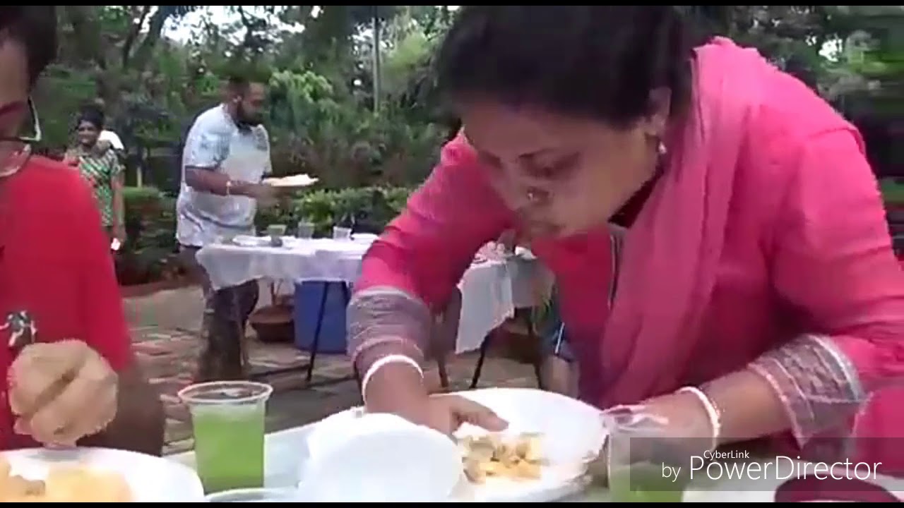 Golgappe in cp prank video Delhi girl