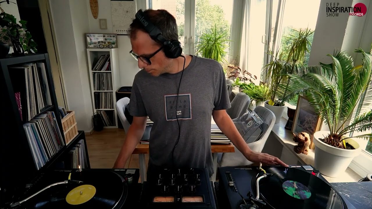 Spinning the deep stuff (House, Deephouse, Raw, Jazzy) [Dan Piu, Aakmael, Deep88, Sven Weisemann]