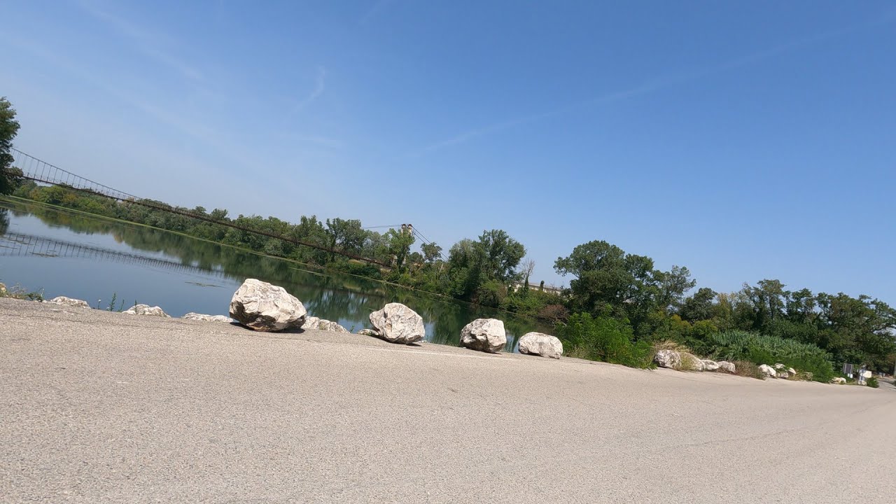 257 - Arrivée centre-ville de Sorgues en vélo par la #ViaRhôna