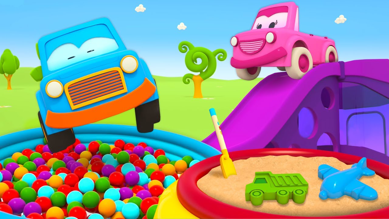 Zeichentrickfilm mit den Schlauen Autos. Max, Mimi und Boo auf dem Spielplatz. Kindercartoon