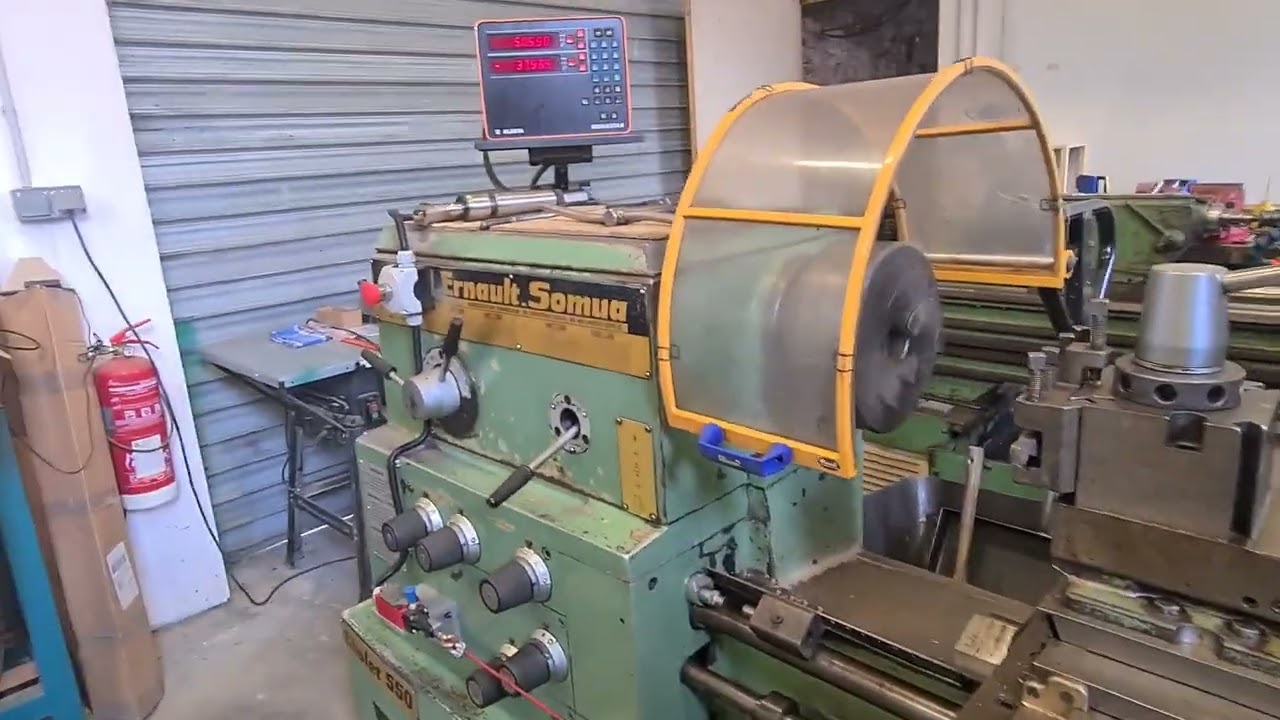 Lot 5: Ernault Somua Cholet 435 Horizontal Lathe