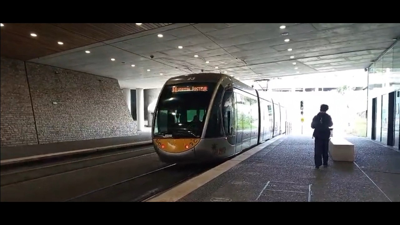 How to Buy a Tram Ticket in France 🚋🎟️