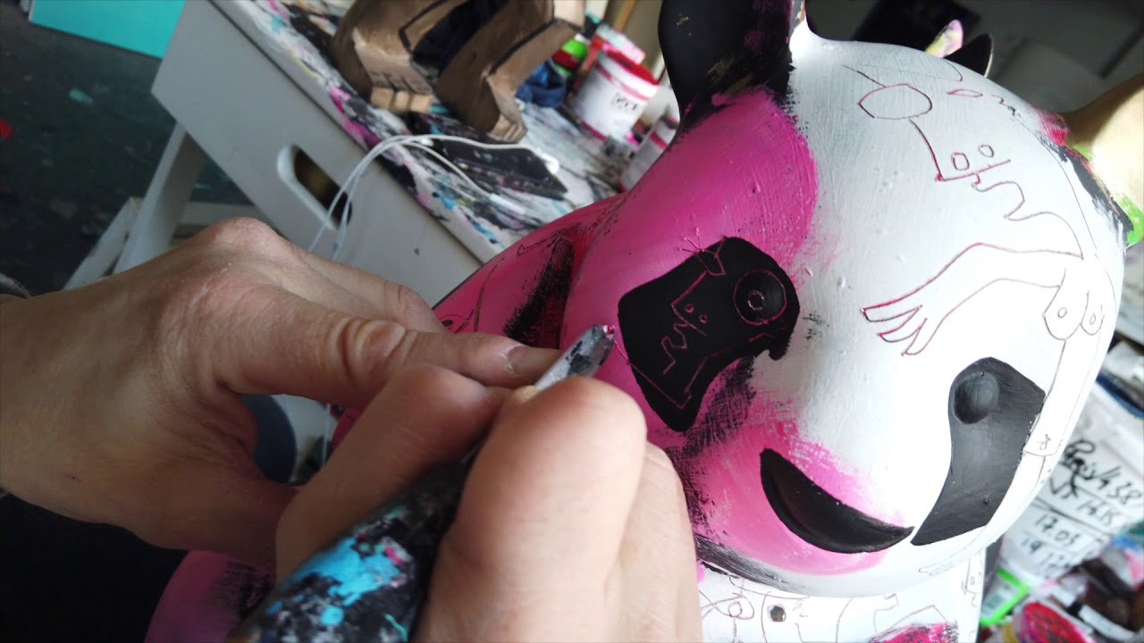 JULIEN MARINETTI OPENS HIS STUDIO