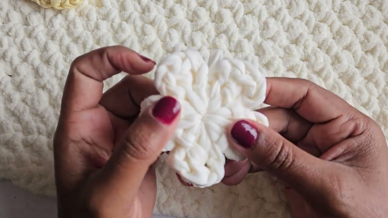 Chaveiro Margarida em Fio de Malha